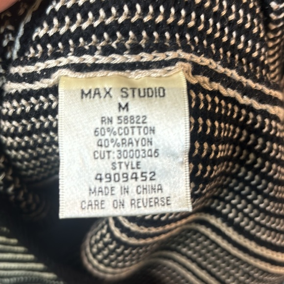 NWT MSSP Max Studio knit striped midi dress in size medium - Picture 8 of 8